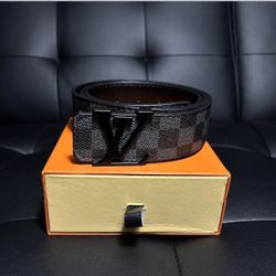 LOUIS VUITTON BELT 