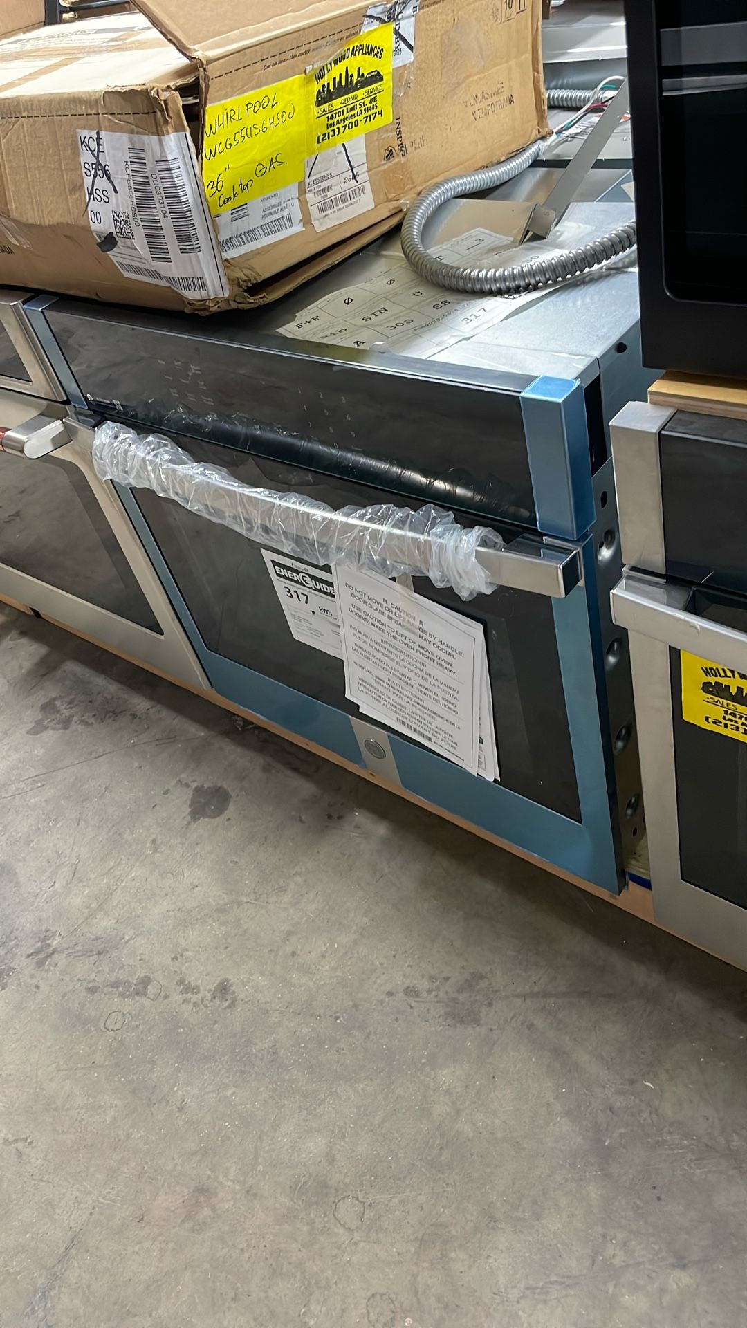 GE 30 Inch Single Wall Oven Stainless Steel - NEW