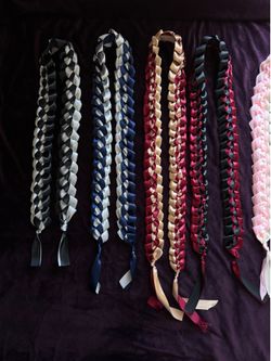 Graduation leis