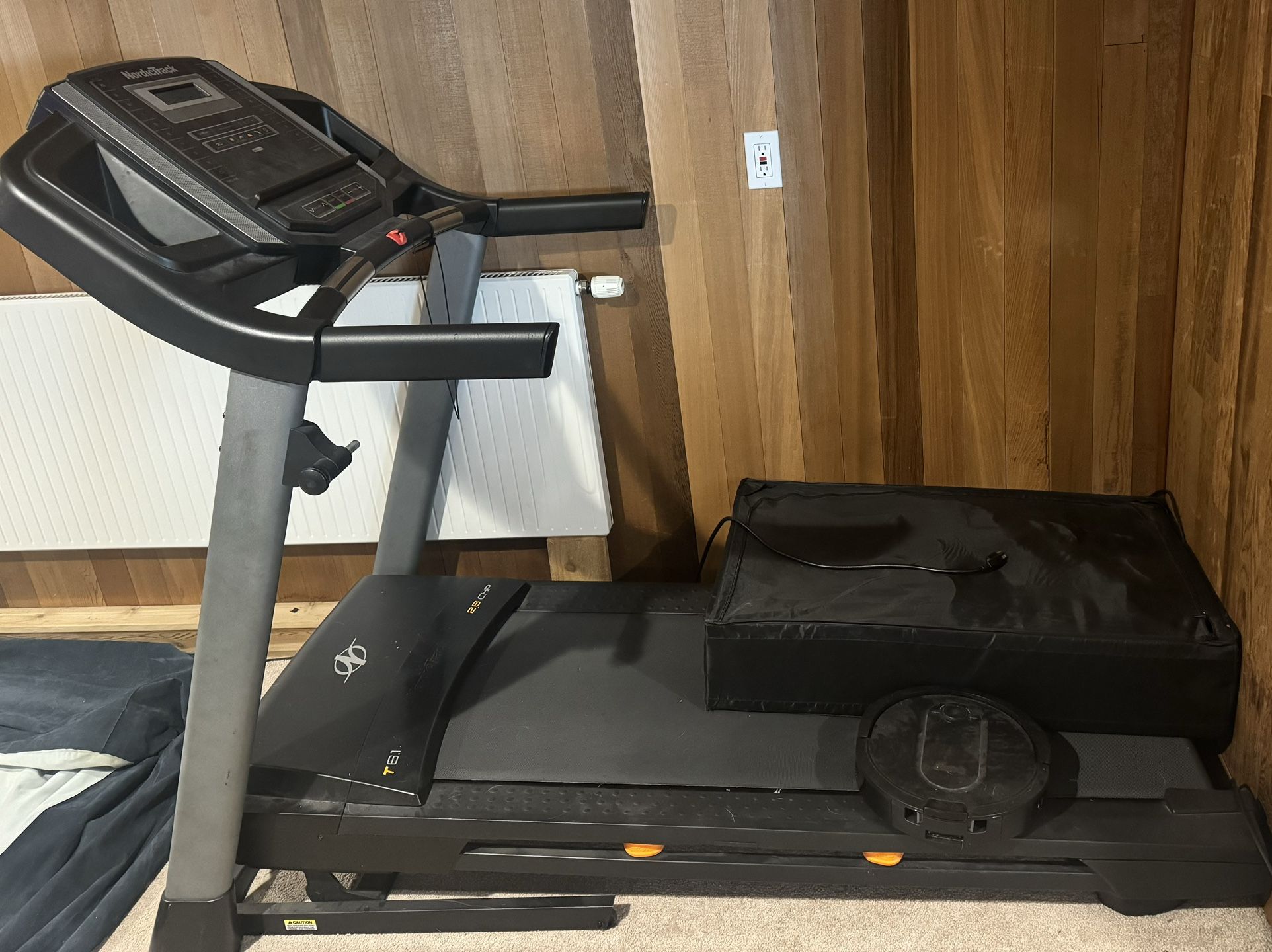 Nordictrack Treadmill for Sale in Kent WA OfferUp