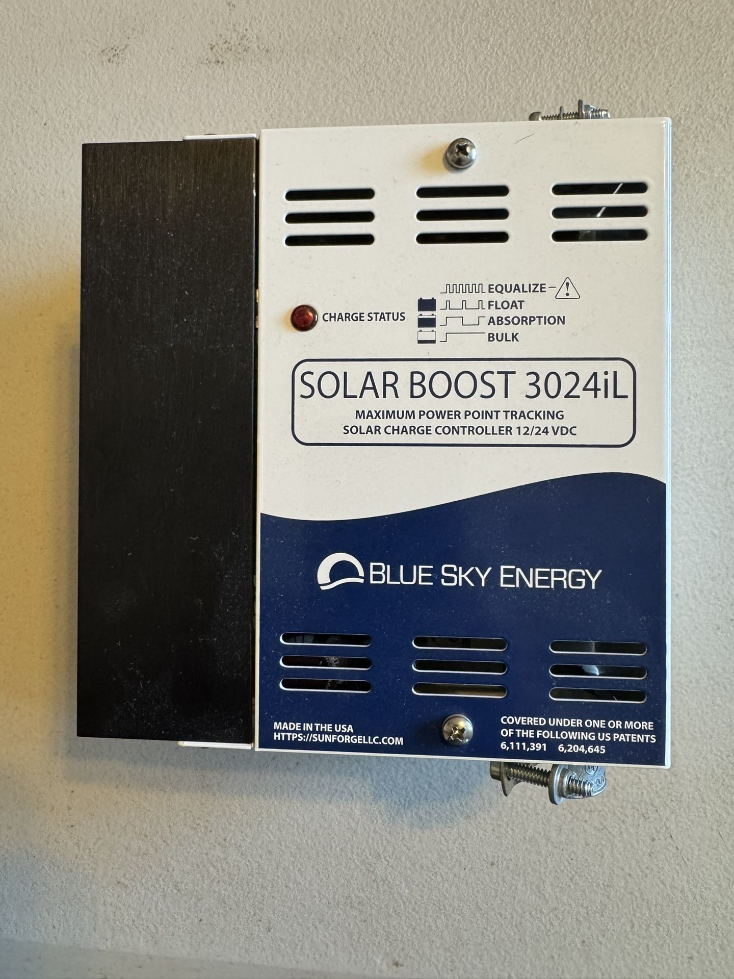 Blue Sky Solar Boost 3024iL Charge Controller