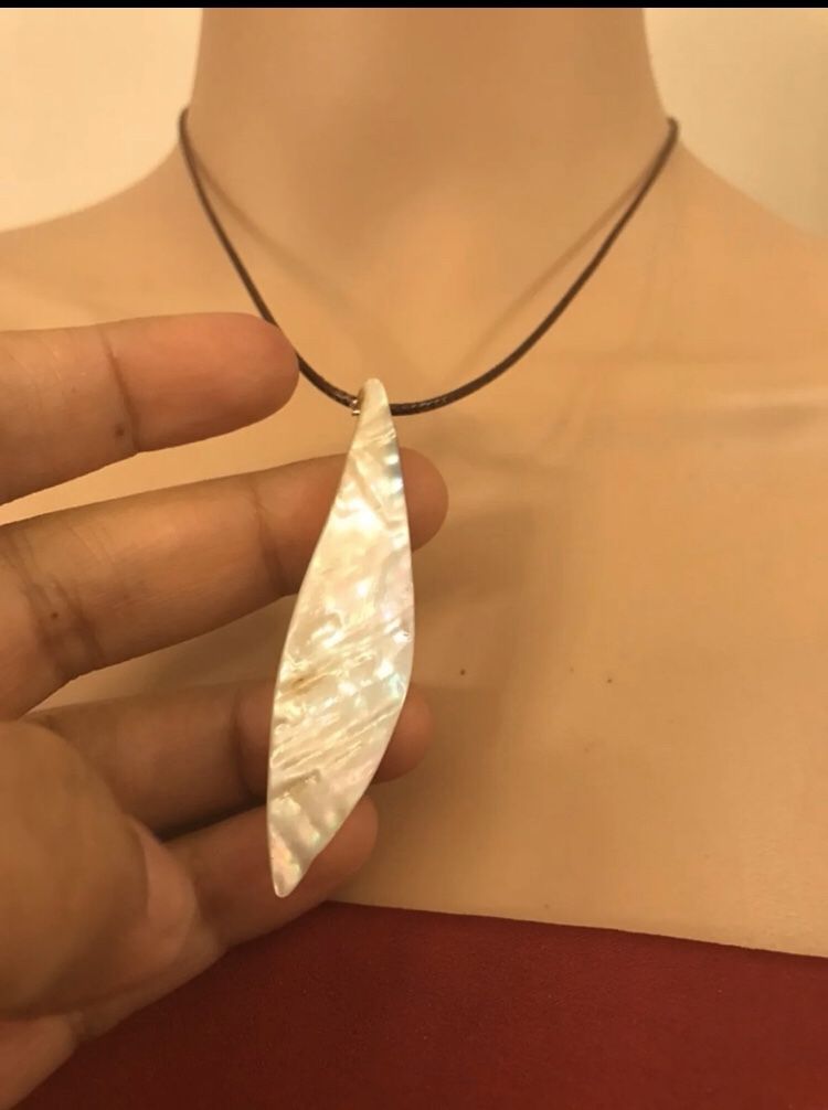 Pu leather choker