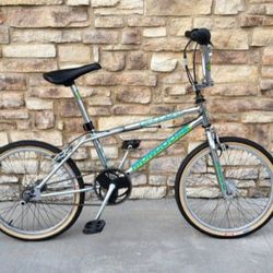 Vintage BMX Mongoose Villian 1994 