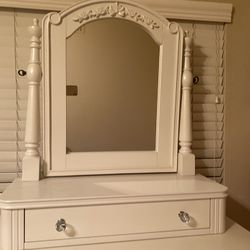 Beautiful Vanity Table Top 