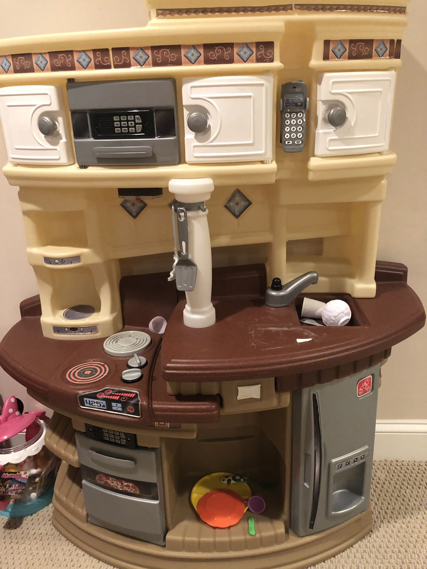 Kids play kitchen