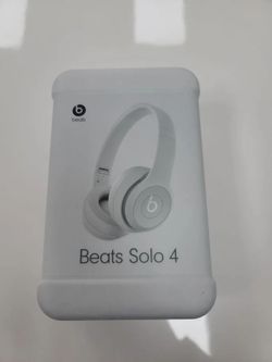  🎧 Beats Solo 4 Now $129 – Limited Time $50 Off