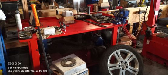Mechanics bench