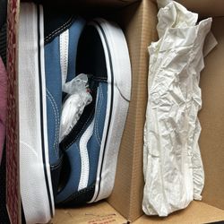 Vans- brand new
