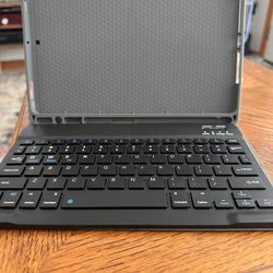 iPad Case With Keyboard