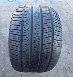 1 USED TIRE PIRELLI 305/35/20