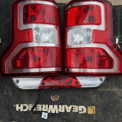 Tail Lights (2) And Third Break Light Ford F150 2018 