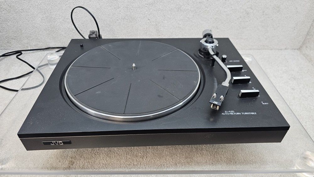 JVC JL-A20 Turntable needs work