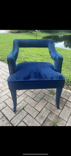 Brand New Blue Elegant Chair 