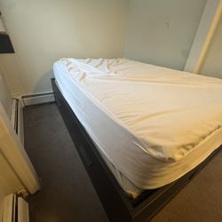 Full size platform bed w/ drawers (dark brown)