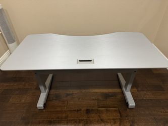 Hydraulic Adjustablet Hight Desk - 59X29