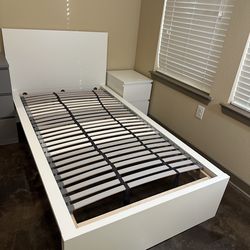 Twin bed frame