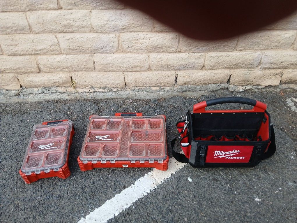 Milwaukee Pack Out Tool Bag And Bins