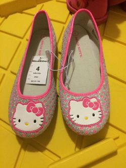 Hello kitty shoes