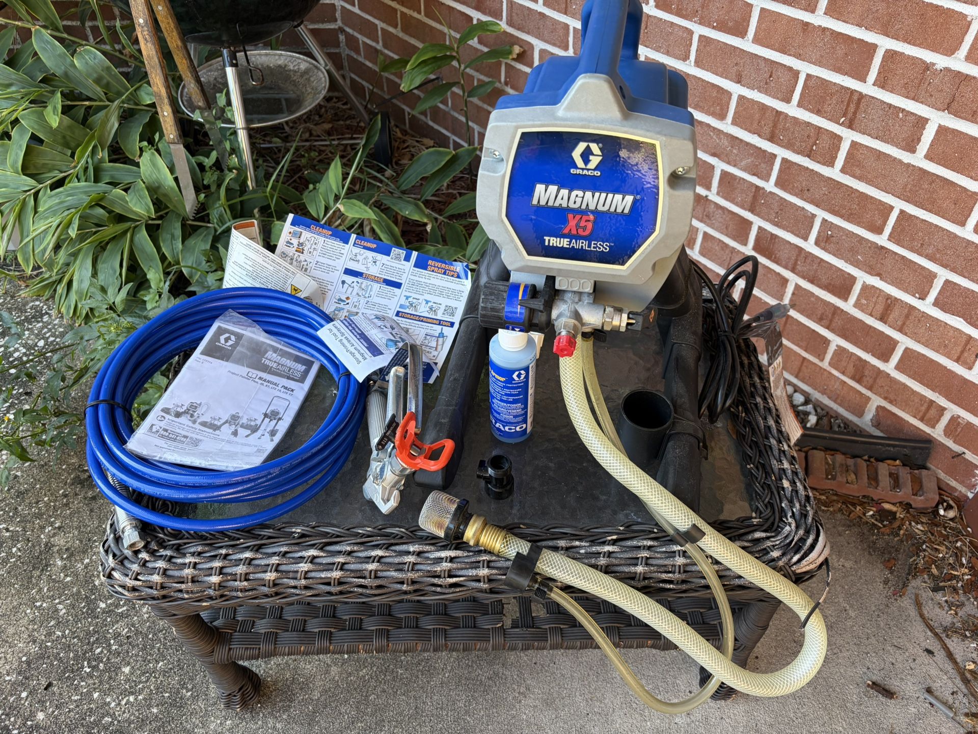 Brand New Paint Sprayer W/ Stand