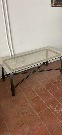 Modern glass coffee table