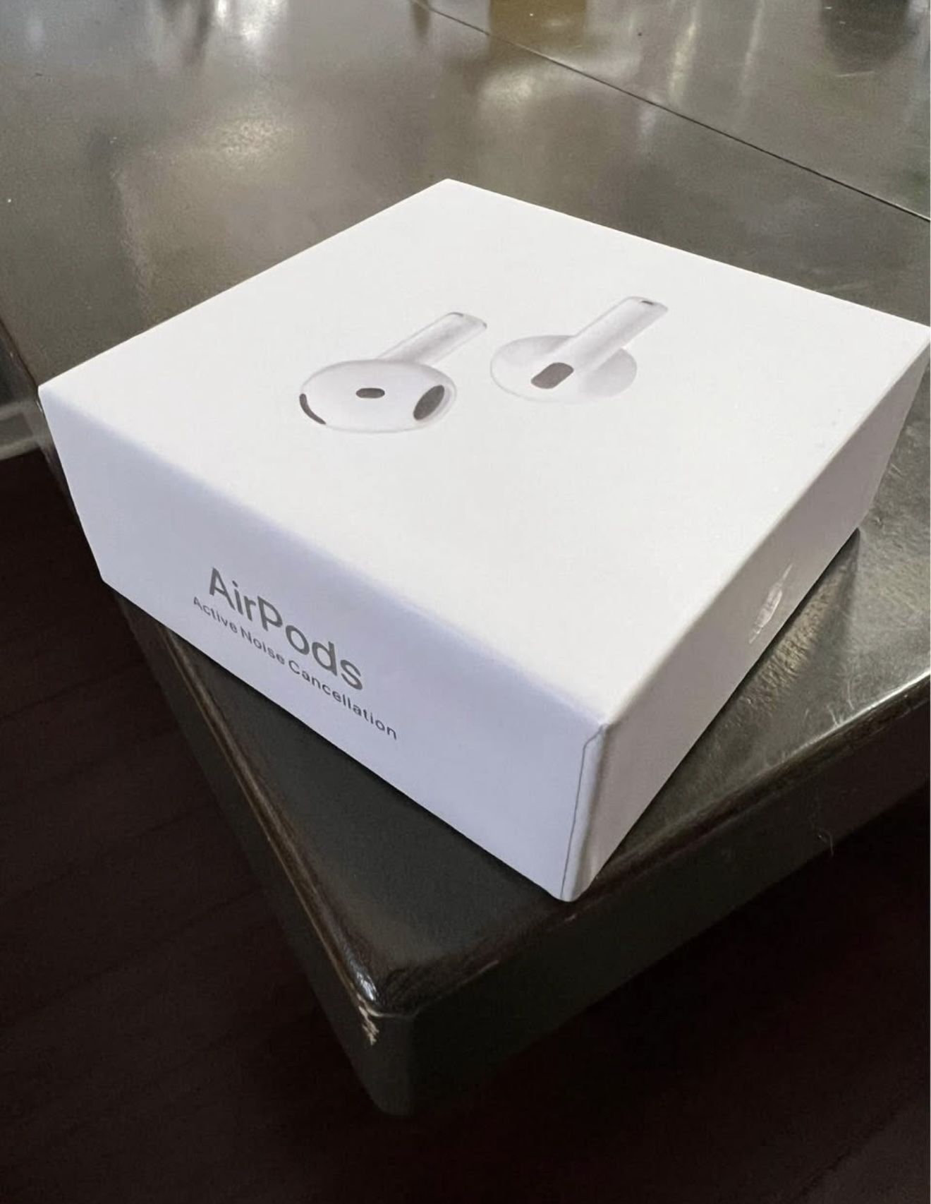 AirPods 4th Gen