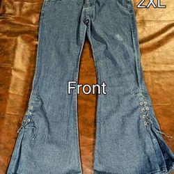 Women's Bell bottoms/Flare Jeans. Size 2xl.
