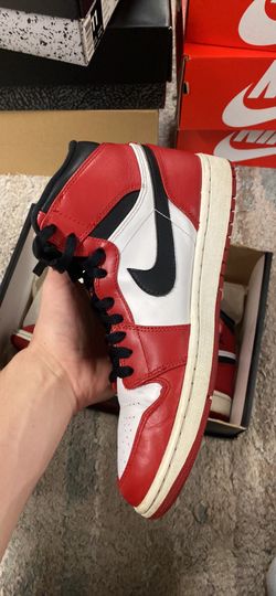 Jordan 1 Chicago 2013 - Size 9.5 for Sale in Glen Rock, NJ - OfferUp