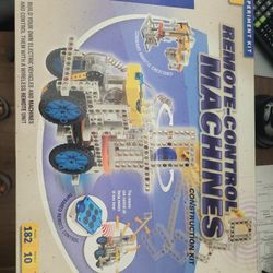 Thames & Kosmos Remote-Control Machines Construction Kit