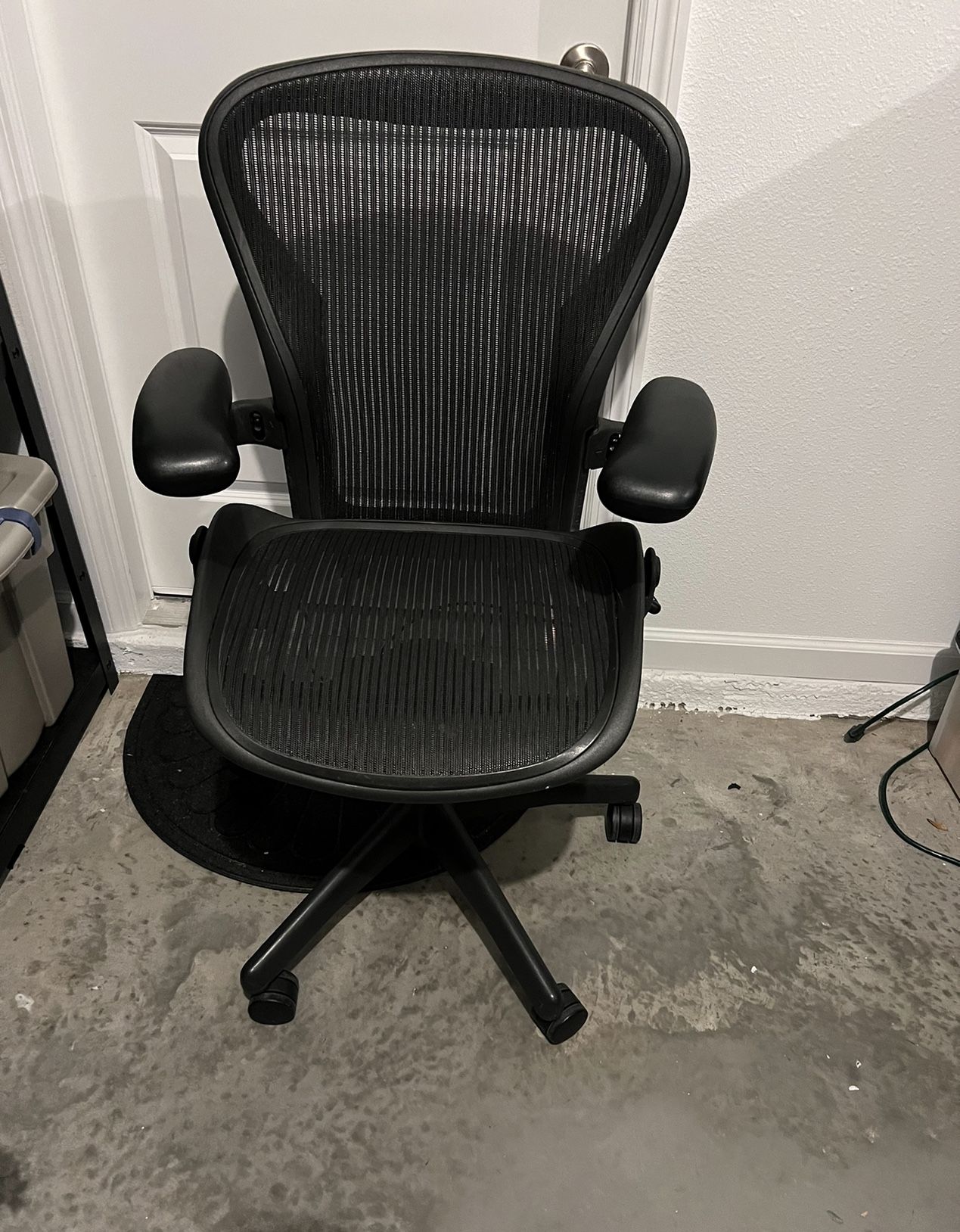 Herman Miller Size B 