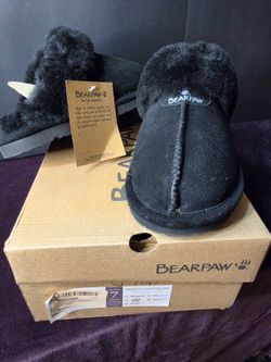 Bearpaw Women's Black Slippers Size 7