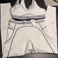Alo Yoga women’s set Large