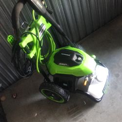 Green works Pressure Washer  2100 Psi