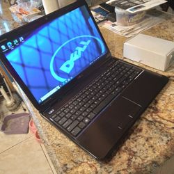 I3 Dell  Inspirion 15  " HD Glossy High End Sonic Fast & Powerful  Will Factory Reset. Warrantied 
Dell  Inspirion 15  " HD Glossy High End Sonic Fast