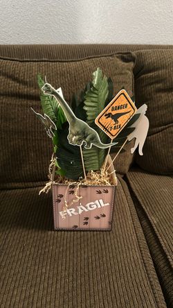 Dinosaur centerpieces