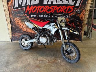Apollo x15 Manual Dirt Bike / Pit bike