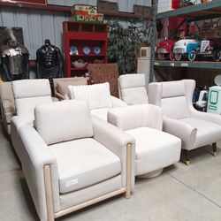 Chairs, Swivel Chairs, Vanity Chairs, Accent Chairs And Moore!