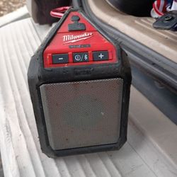 M12 Jobsite Speaker