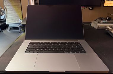 16” MacBook M1 Pro – 32GB RAM – 500GB NVMe