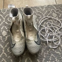 Football cleats