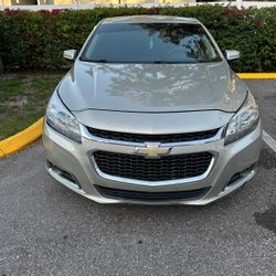 Vendo Chevy Malibu