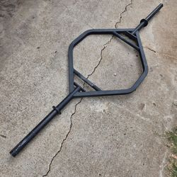 Rackable Olympic hex bar