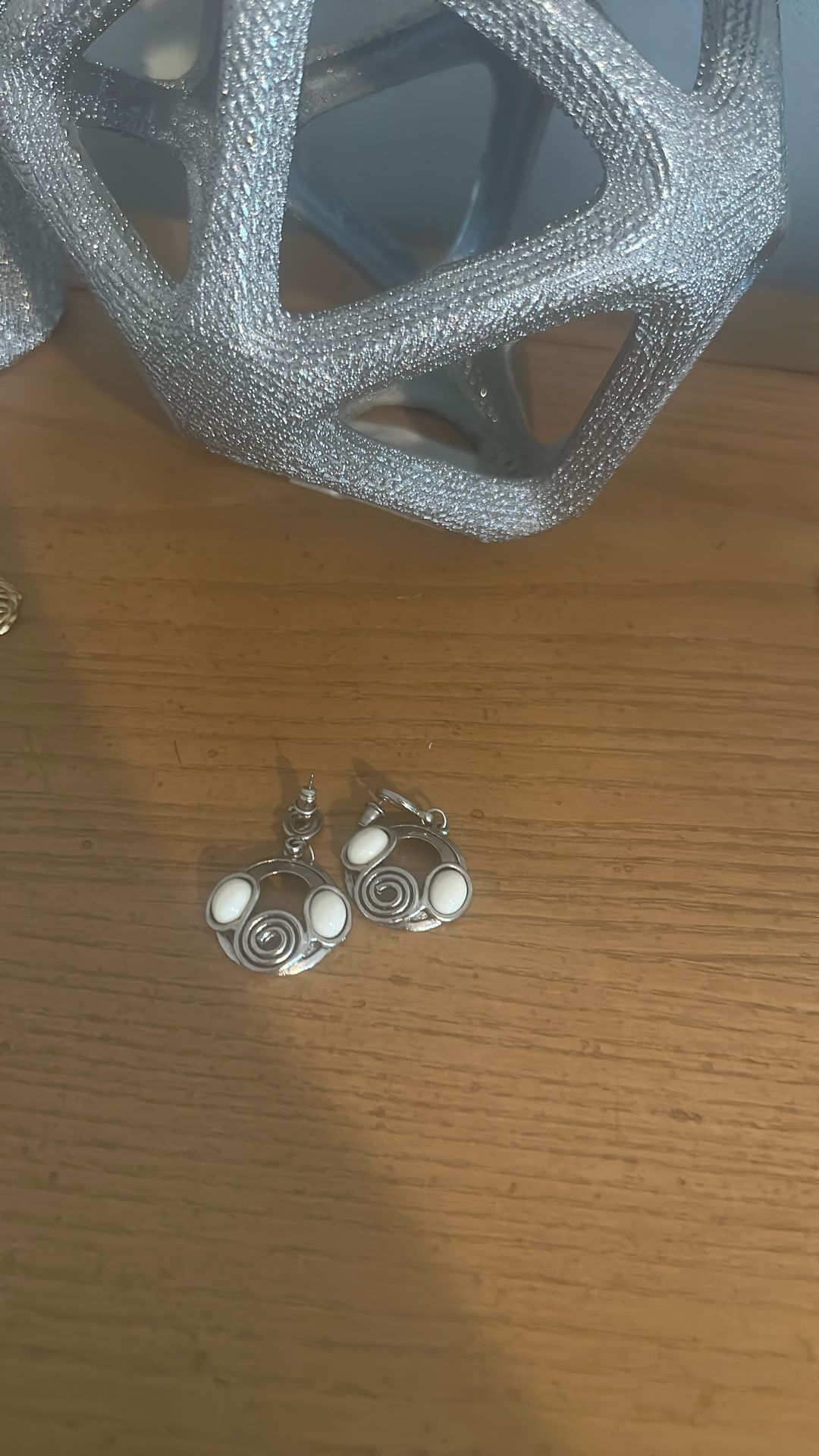 Very Nice, White Sterling Silver Earrings