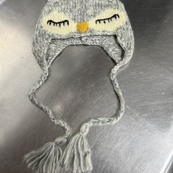Charming Charlie Gray Owl Beanie - One Size - EUC