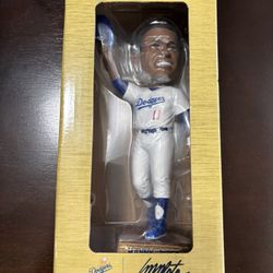 Manny mota Bobblehead