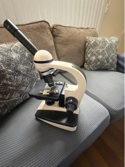 Microscope like new