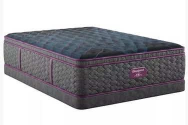 Beautyrest World Class Level Three 15.75" Medium Pillow Top Mattress - Twin XL