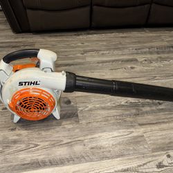 STIHL (BG86C) Blower