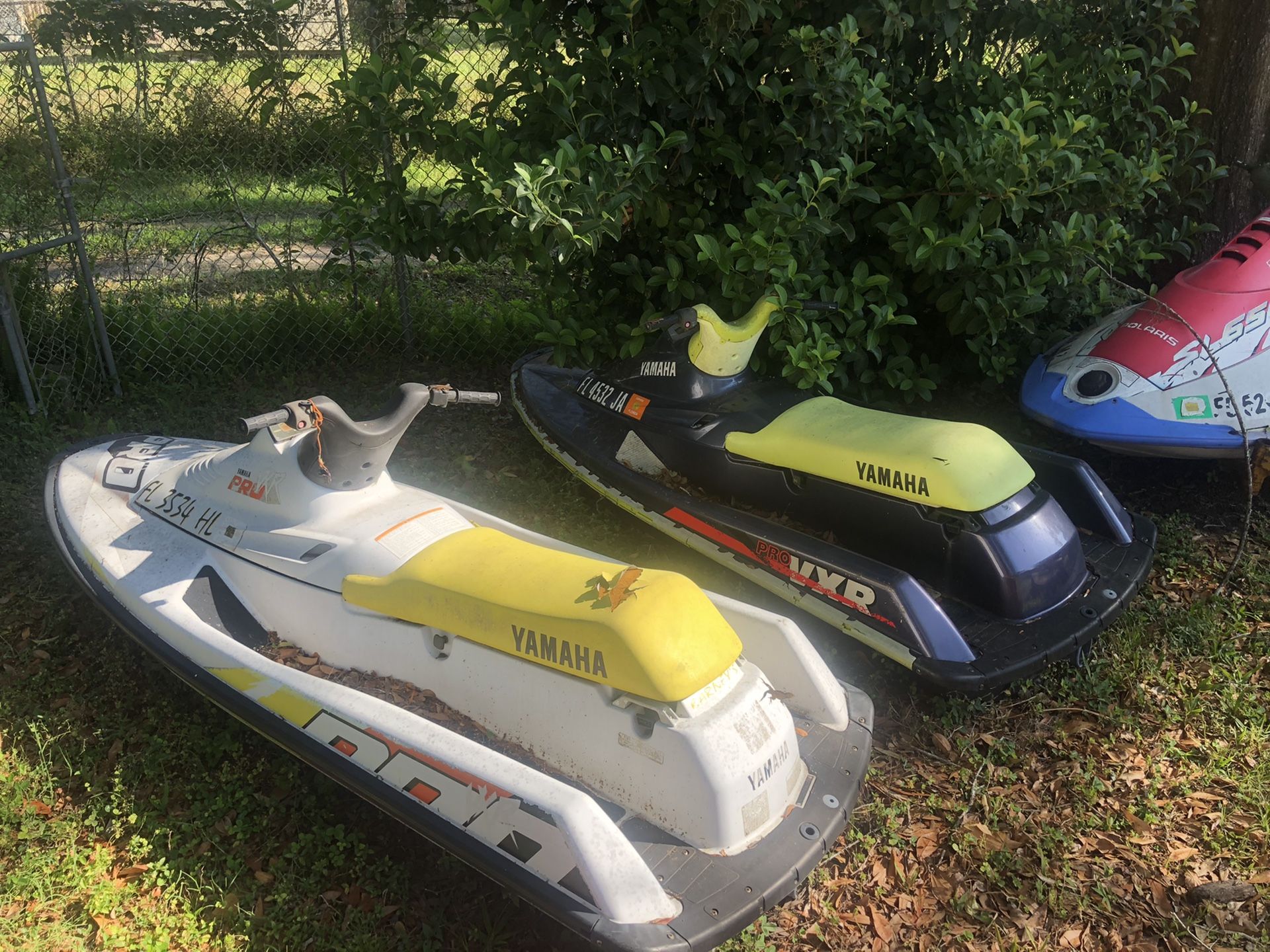 Two Yamaha jet skis and extra engine for Sale in Plant City, FL OfferUp