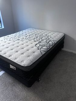 King Size Mattress Pillow Top Mattress New