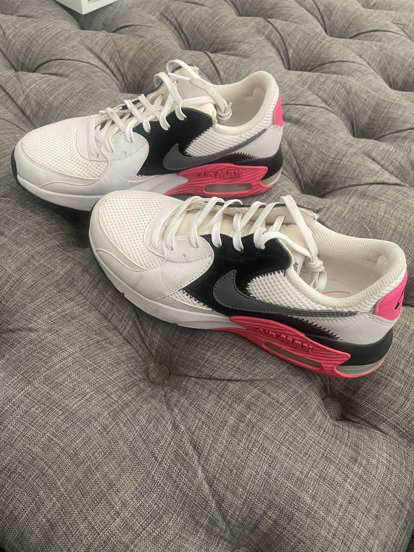 Nike Women's White, Black, and Pink Sneakers